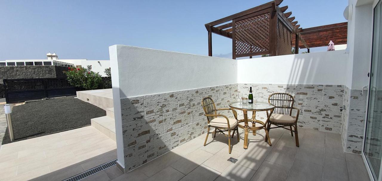 Apartamento Las Brisas Playa Blanca  Exterior photo